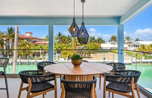 Grand Arenas - 120' Dock, HtdPool, Game Room, BBQ, Mini Golf,Baby Items - Foto 45