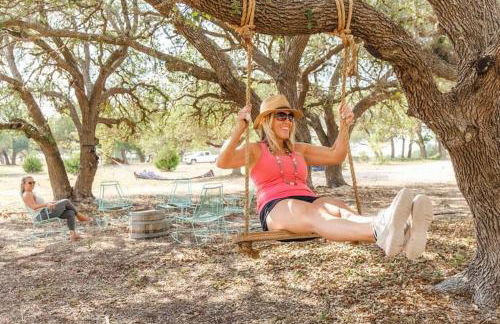 The Container Retreat @ 290 Wine Trail #8 Celebrate! - Foto 17