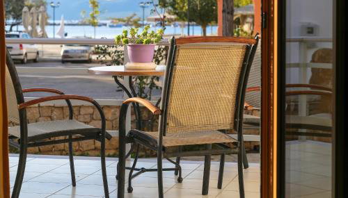Eleni Suites Methoni - Photo 3