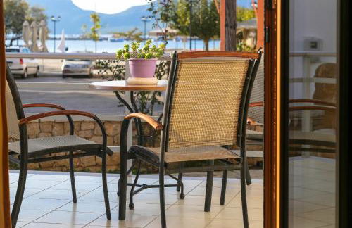 Eleni Suites Methoni - Photo 3