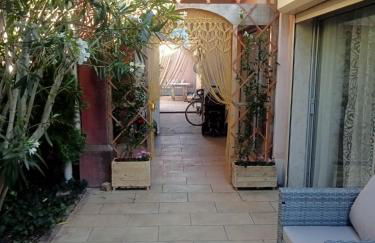 petite maison avec jardin calme - Photo 5