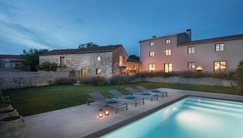 Rustic luxury villa with stunning interior in Tinjan - Foto 2