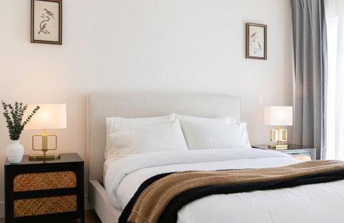 Grand 4-Bedroom - Brand New - Free parking and Patio - Photo 20