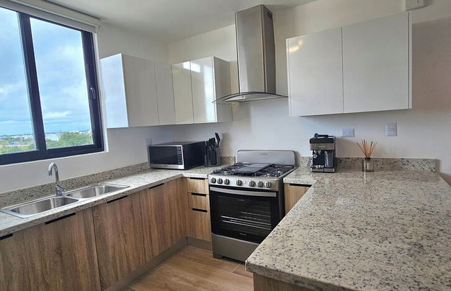 The Beach Spacious 2 Bedroom 2 Bath Apartment on top Floor With Stunning Views - Photo 25