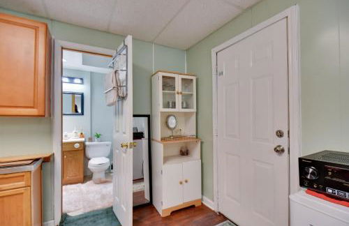 4 Mi to Downtown WFH-Friendly Loganville Studio - Foto 16