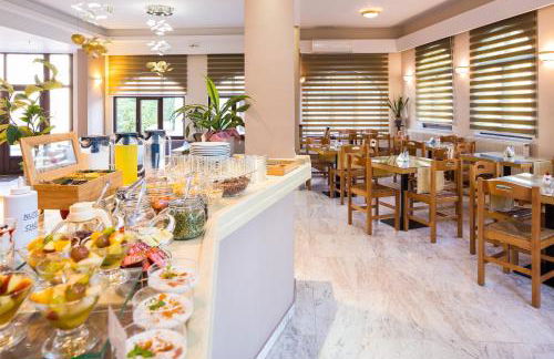 Eltina Hotel - Photo 32