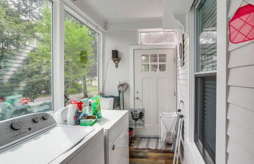 3 Mi to Cedar Point Sunny Sandusky Home with Yard - Foto 23