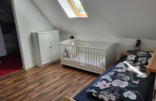 Komplette 4 Zimmer OG Wohnung - Foto 9