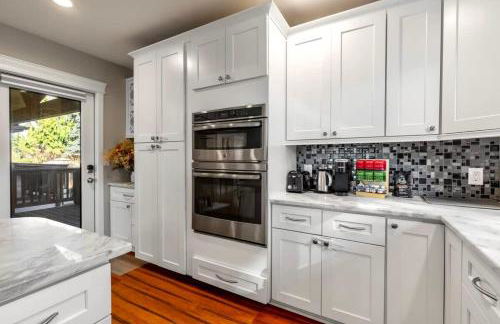 Mercer Island Modern Family-Friendly Home I-90 - Foto 10