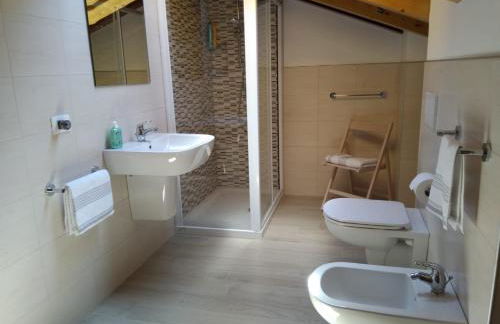 Dreaming Feriolo - mansarded apartment by Danilo Apartments - Foto 29