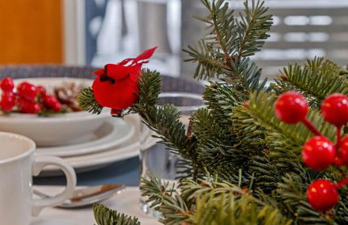 Mountain Haven for Families w Deck - Shuttle - Views - Foto 36