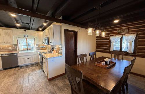 Log Cabin Retreat Two Cabins One Stay - Foto 16