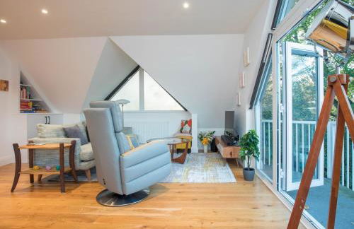 Radiant Penthouse on the Banks of the Thames - Pass the Keys - Photo 6