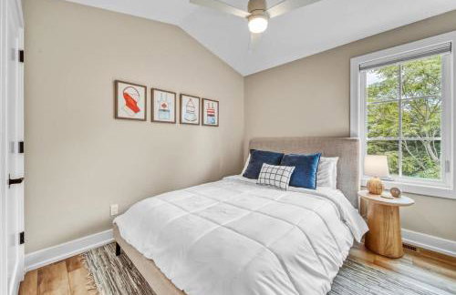 Luxe by the Lake - Pool Access - Photo 48