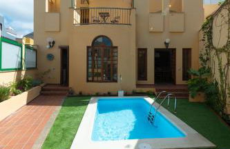 The Yellow House - Solarium - Climatized Pool - Foto 1