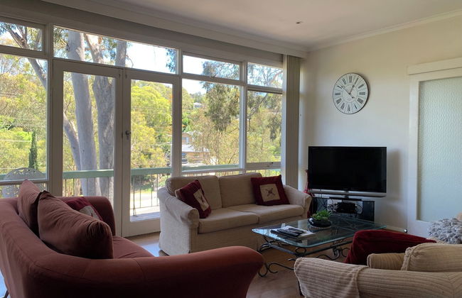 Eltham Retreat - Photo 22