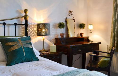 The Lodge - Photo 13