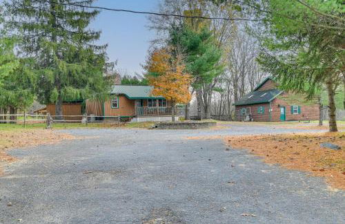 2 Mi to Lake Champlain Cabin with River Access! - Foto 24