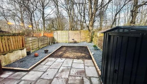 Stylish 2-BR Home sleeps 4 - Contractor & Family - Parking - Foto 5, Garden, Garden view