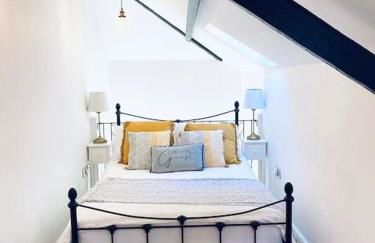 Adorable Victorian 1 bedroom annexe - Photo 16