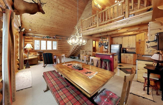 Grand View Log Cabin - Photo 24