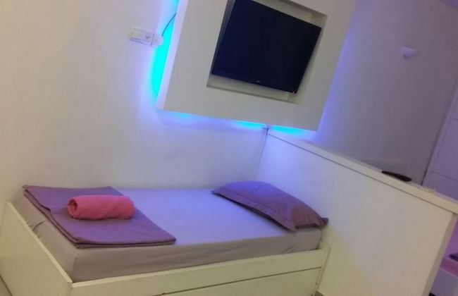 Nice Place - Photo 2