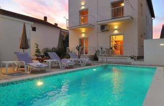 Apartman Miki Borik - Foto 1