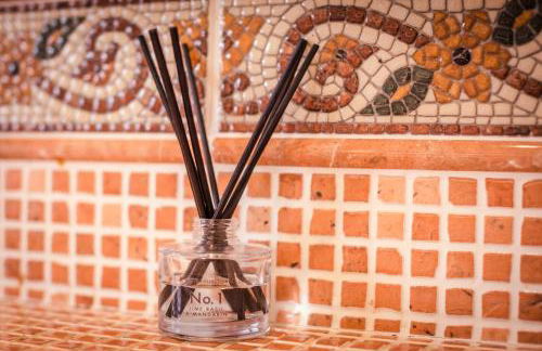 Riverbank Cottage - idyllic riverside country cottage on South Downs - Foto 32