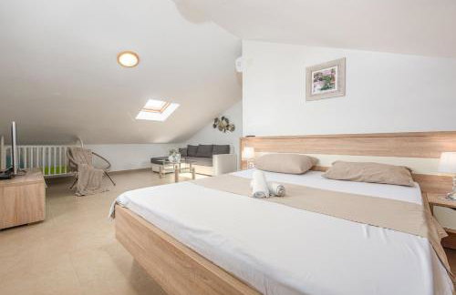 Villa Ivan ZadarVillas - Photo 25