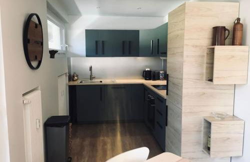 Appart 3ch. entièrement rénové au coeur de Châtel - Foto 11