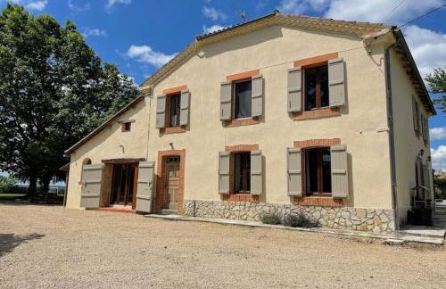 Luxurious Villa in Cazaubon with Swimming Pool - Photo 33