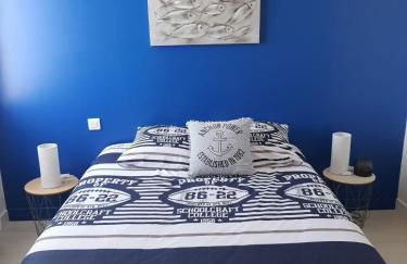 APPARTEMENT FACE au PORT et à L'OCEAN SAINT GILLES CROIX DE VIE WIFI BALCON PARKING PRIVE COUVERT - Photo 10