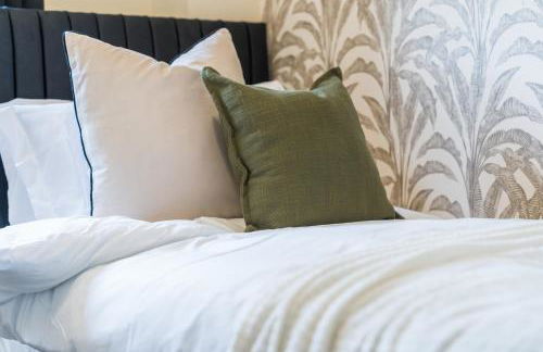 Spacious 4-Bed Home Near Cribbs & Bristol - Foto 43