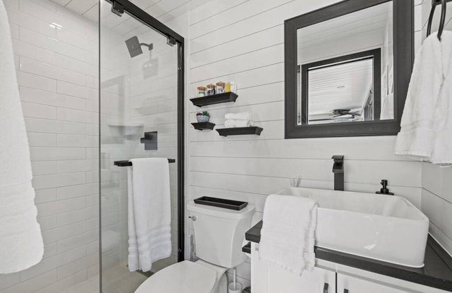 New Wilderness Hideout-cozy Container Home - Foto 3
