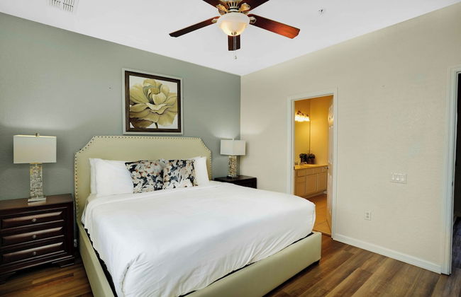 Spacious Townhome W/patio & Garage! Sleeps10 - Foto 17