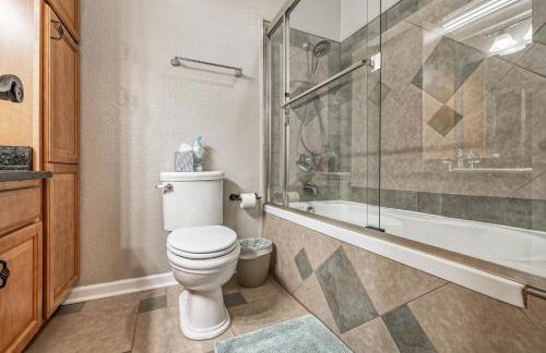 LAKEFRONT 7 MIN to OAKLAWN & 10 MIN to DOWNTOWN STR License #A22-0004 - Foto 30