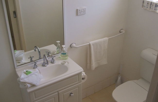 Harbourside Motel - Photo 39