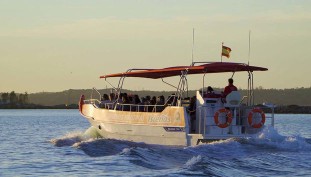 Navegando ao entardecer