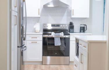 Ballantyne 3BR House, PrivateYard, Work Desk & 1 Gig Wi-Fi - Foto 28