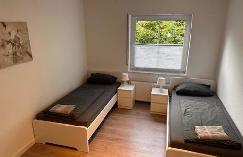 3 Schlafzimmer Wohnung für 6 Personen in Wörrstadt inkl Terrasse & Garten - Foto 1