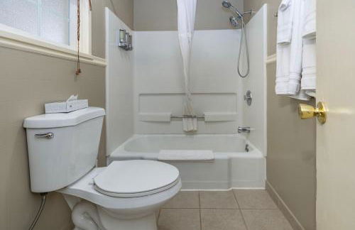 The Flagstone Boutique Inn & Suites - Foto 69