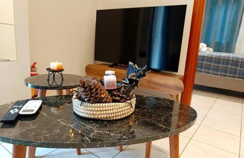 Gk Suites-Constantin view , auto check-in 24h - Foto 6