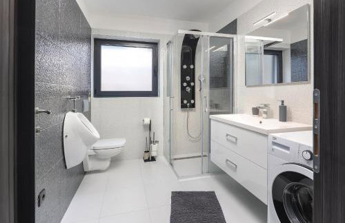 Villa Rene - Photo 17