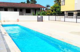 Apto Centro Ubatuba com Varanda Gourmet, Suíte, Piscina e Garagem Privativa Coberta - Foto 47