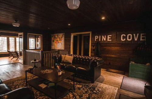 Charming Lakeside Lodging in Minocqua Perfect for a Nature Escape in Wisconsin - Foto 4