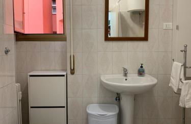 At Mollys metro A LucioSestio - Foto 32