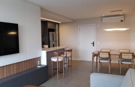 Apartamento moderno com 2 quartos, a 800m da praia Jurerê Internacional - Foto 5