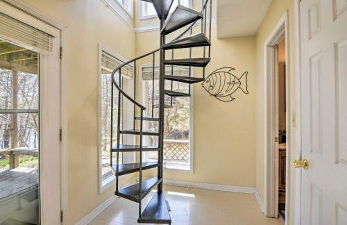 Lakefront Table Rock Getaway with Private Swim Dock! - Foto 18