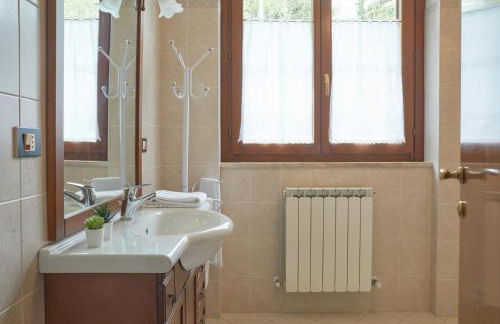 Villa Belveder - Piscina, Parco e Vista by Host Hero - Foto 12