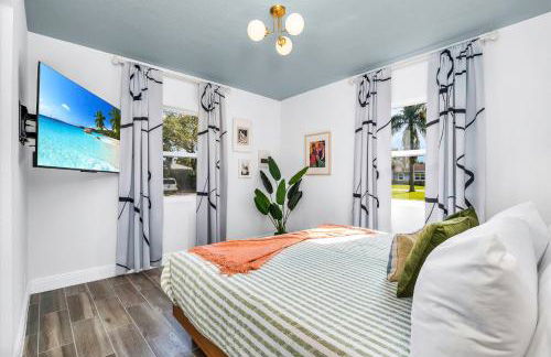 Goodtime House 5 min to Beach, Pool Coming Sept! - Foto 18